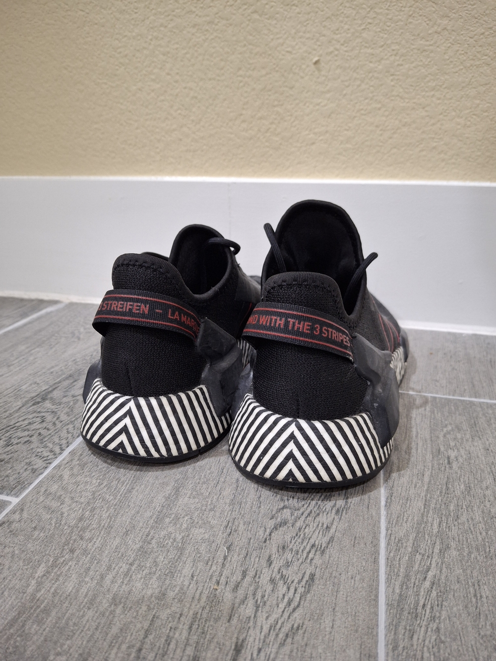 Adidas - Picture 5 of 10